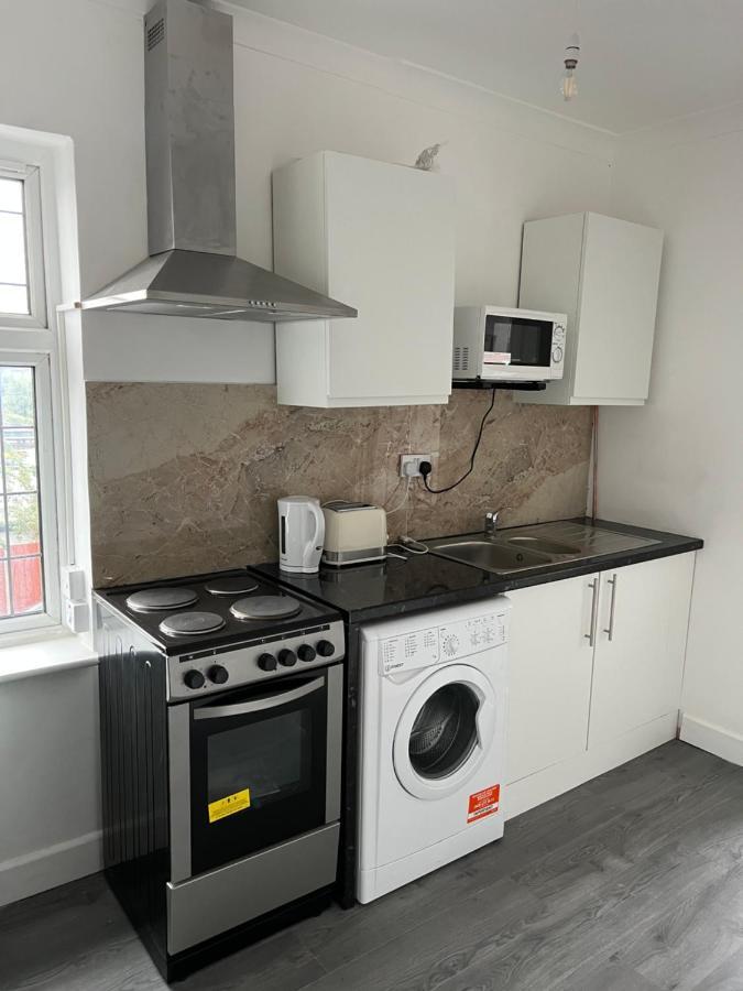 Starlet Property Wanstead Exterior photo