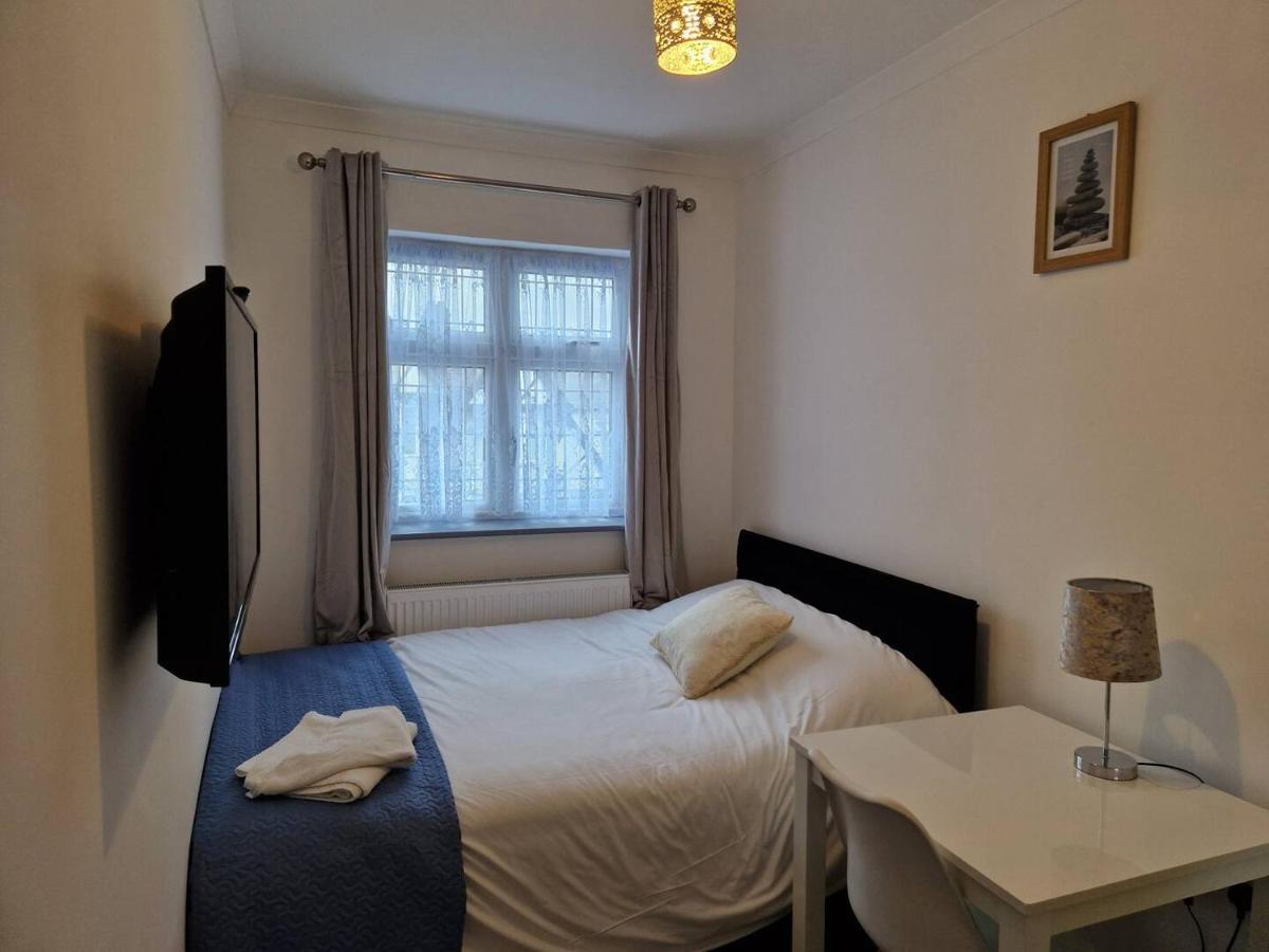 Starlet Property Wanstead Exterior photo